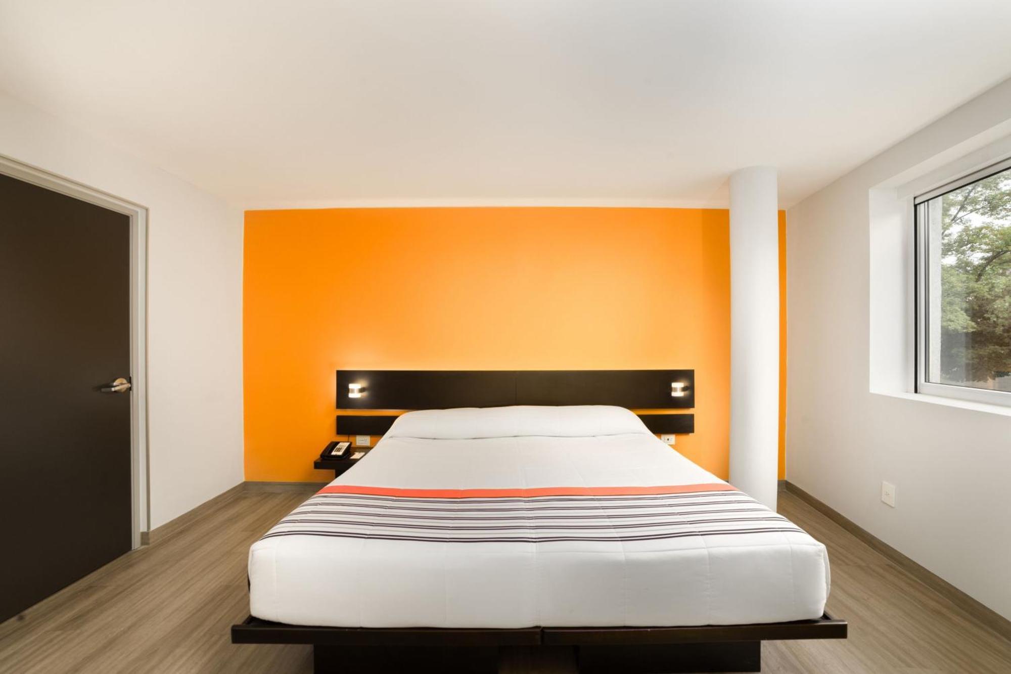 Hotel Express Junior By Marriott Ciudad De Sullivan Mexico City